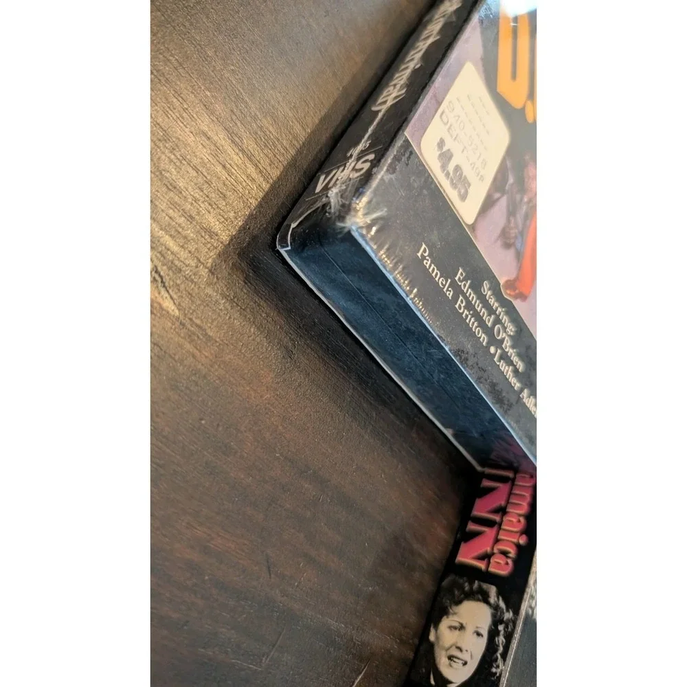 VHS Tapes Vintage Alfred Hitchcock Movies Lot Horror Suspense 3 New/4‎ Used